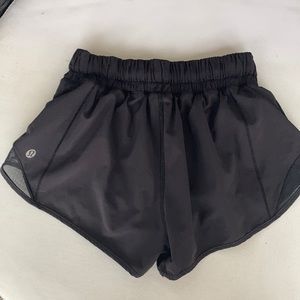 Lululemon shorts size 2